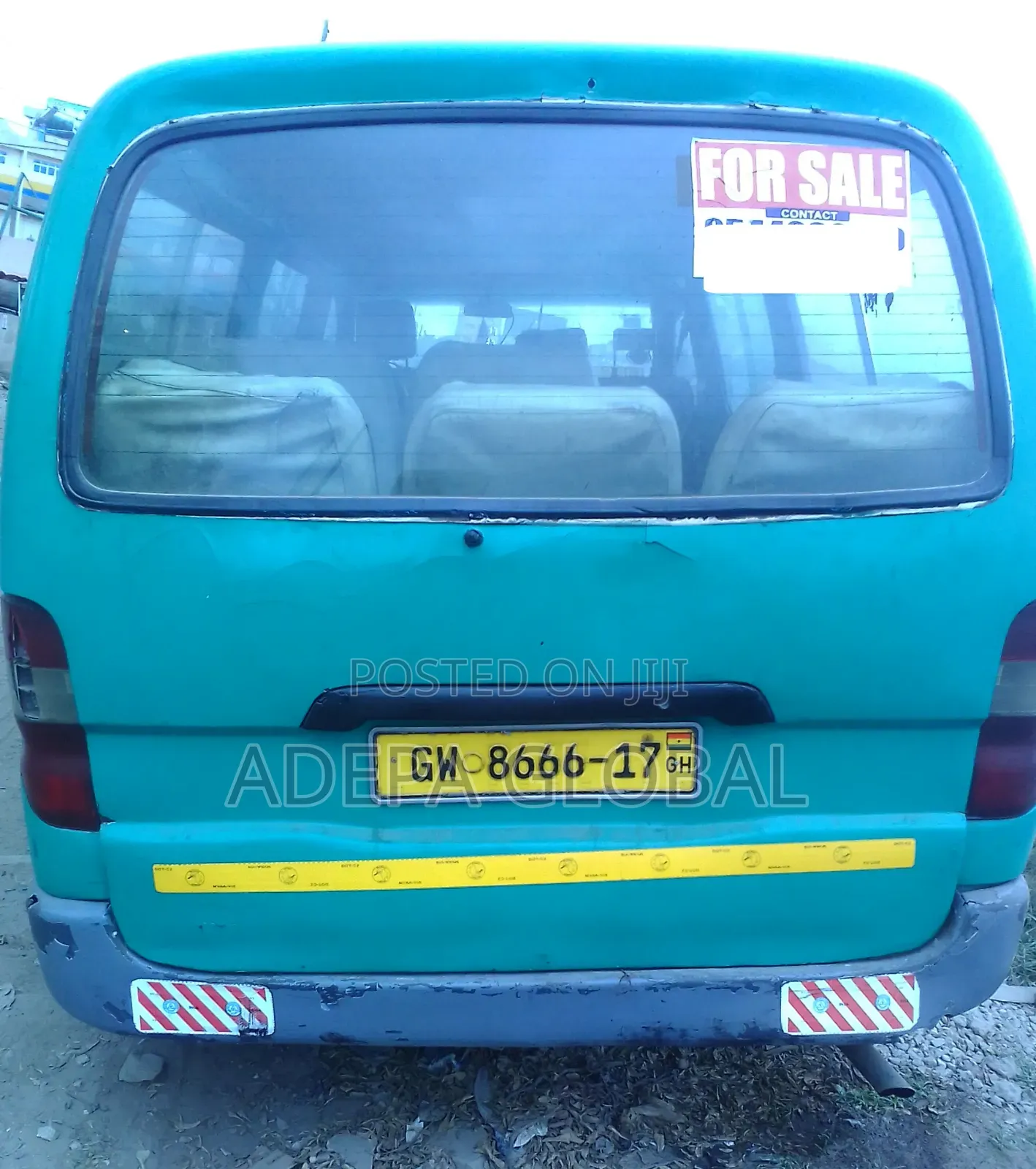 Toyota HiAce 2017 Blue