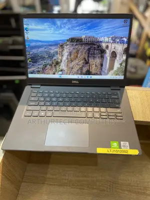 Laptop Dell Latitude 3410 8GB Intel Core i5 SSD 256GB