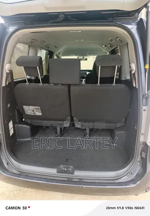 Toyota Voxy 2014 Beige
