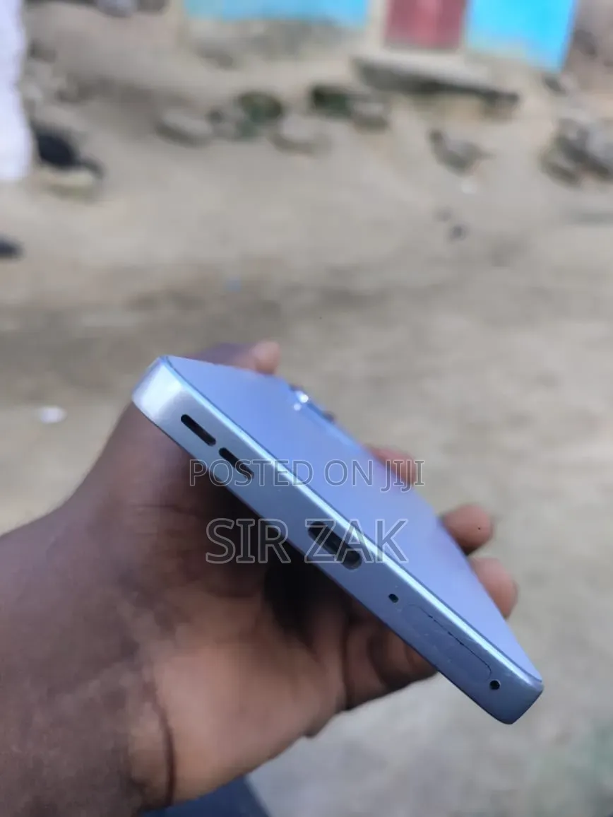 Oppo Reno13 F 256 GB Blue