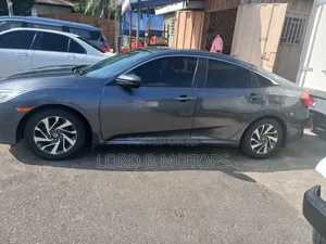 Honda Civic 2018 Gray