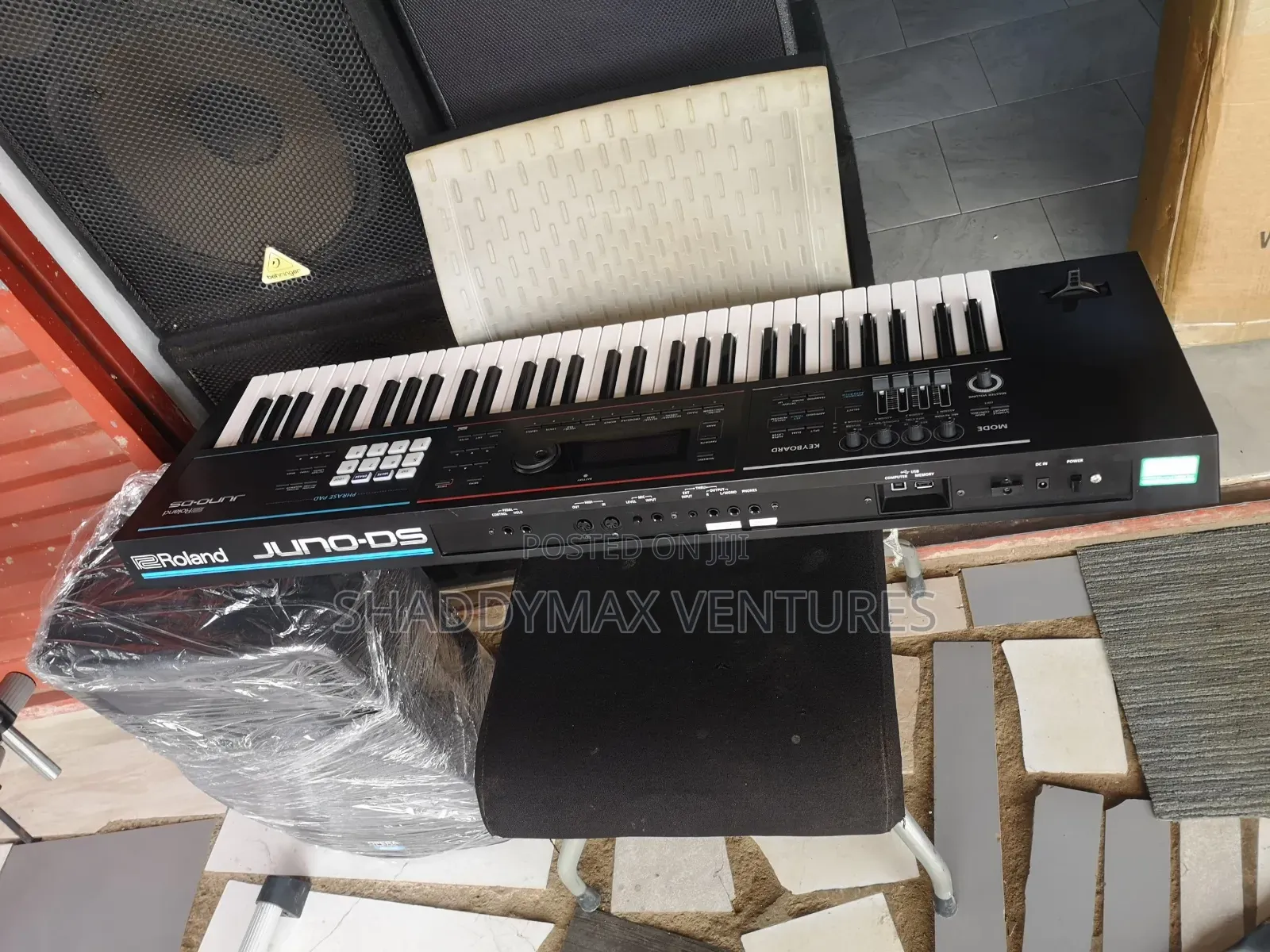 Roland Juno Ds 61 Synthesizer