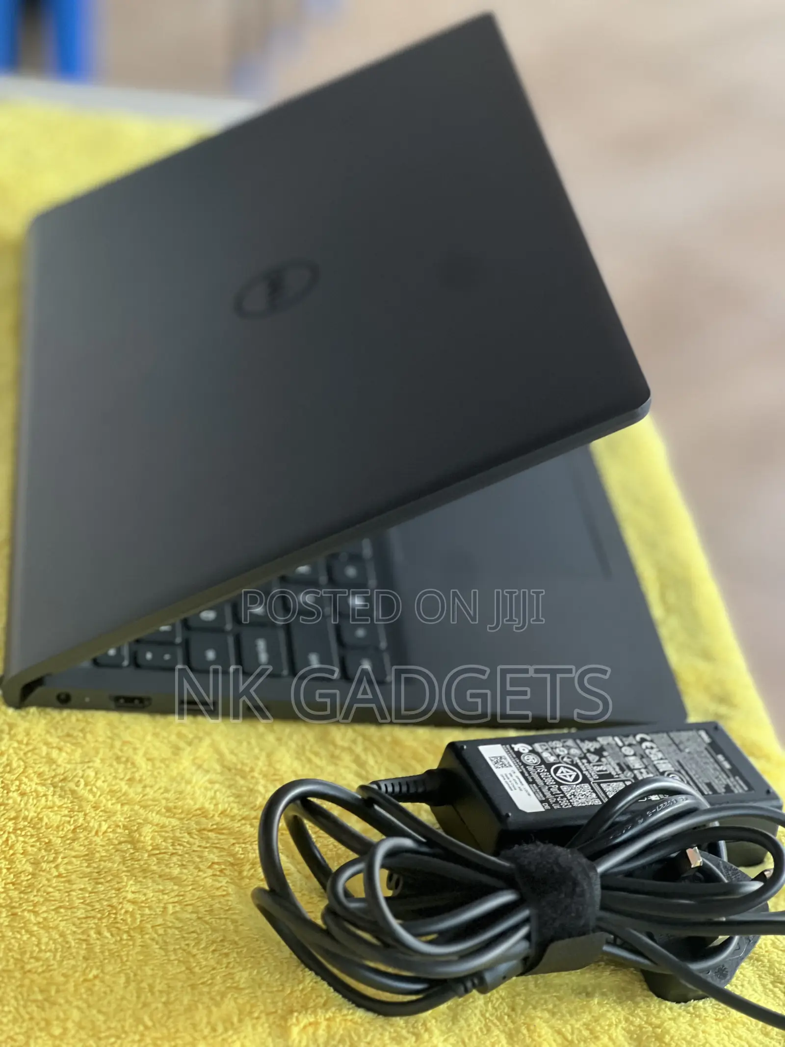 New Laptop Dell 8GB Intel Core 3 SSD 512GB