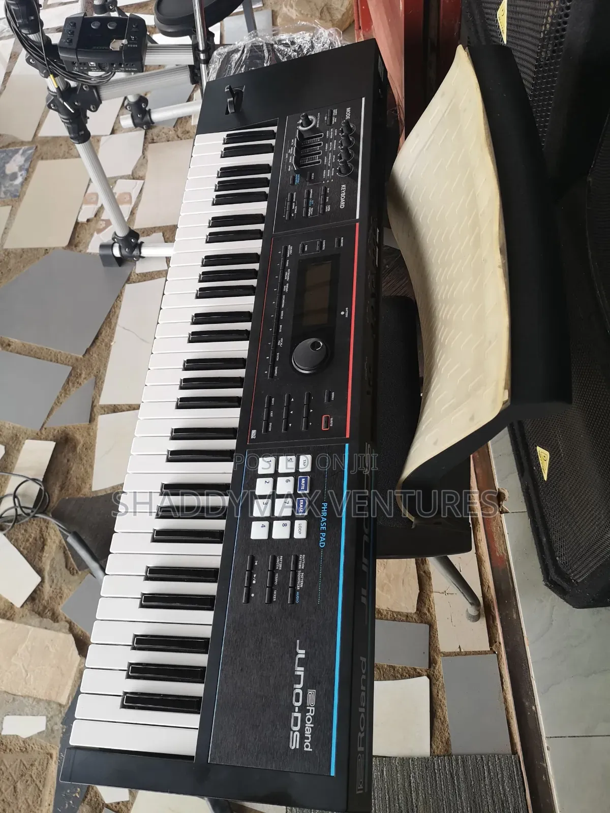 Roland Juno Ds 61 Synthesizer