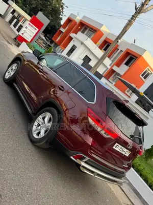 Toyota Highlander Limited 4x4 V6 (3.5L 6cyl 8A) 2018 Red