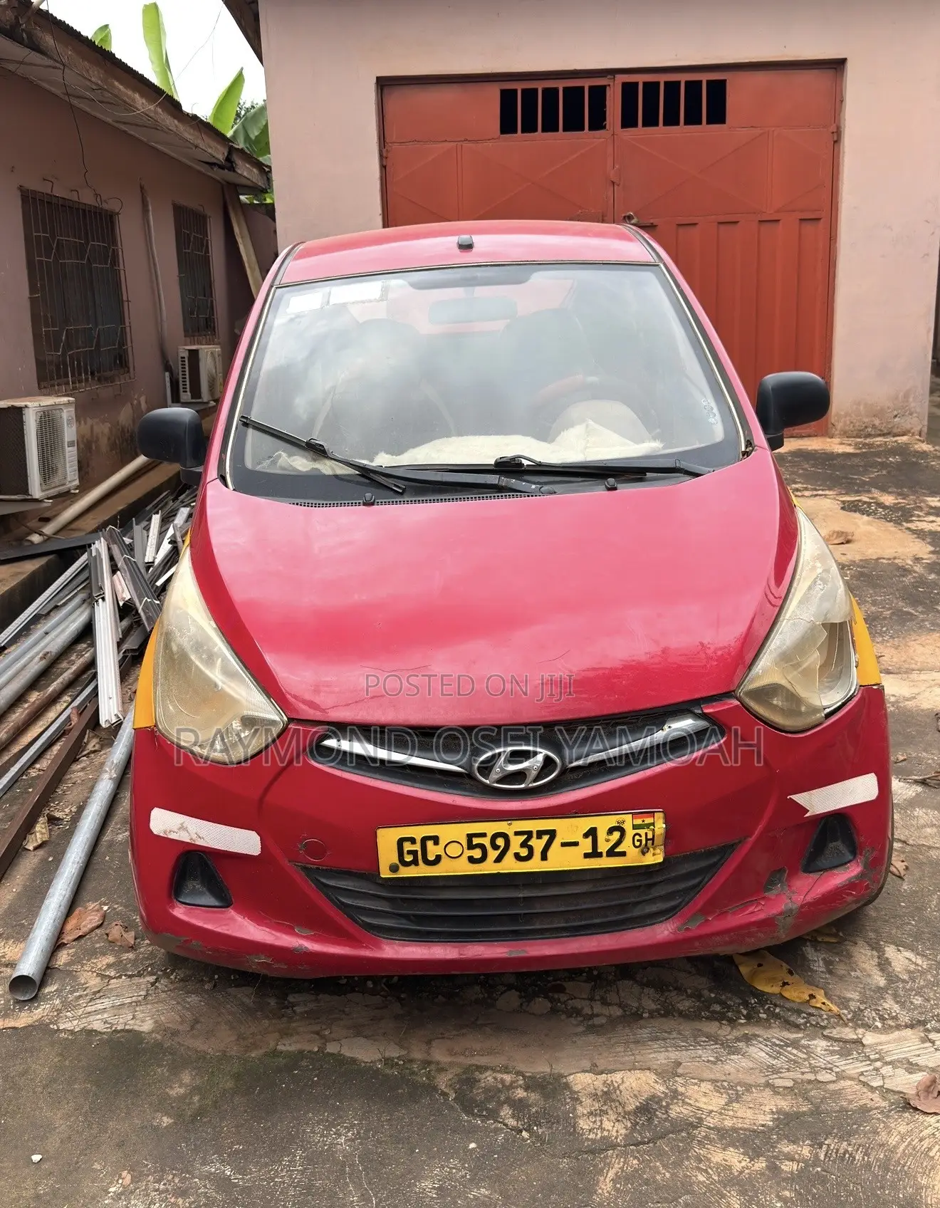 Hyundai Eon 2011 Red