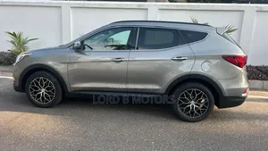 Hyundai Santa Fe 2017 Gray