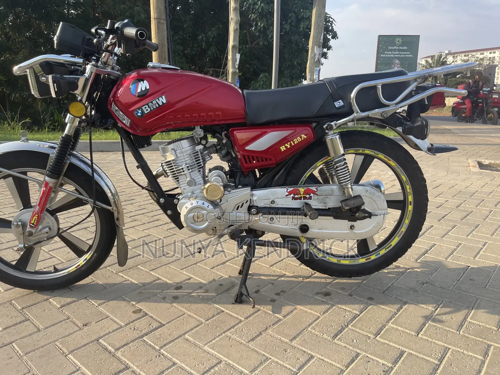 Royal RY125 2025 Red