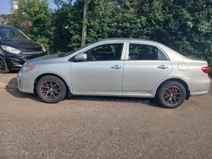 Toyota Corolla 2013 Silver
