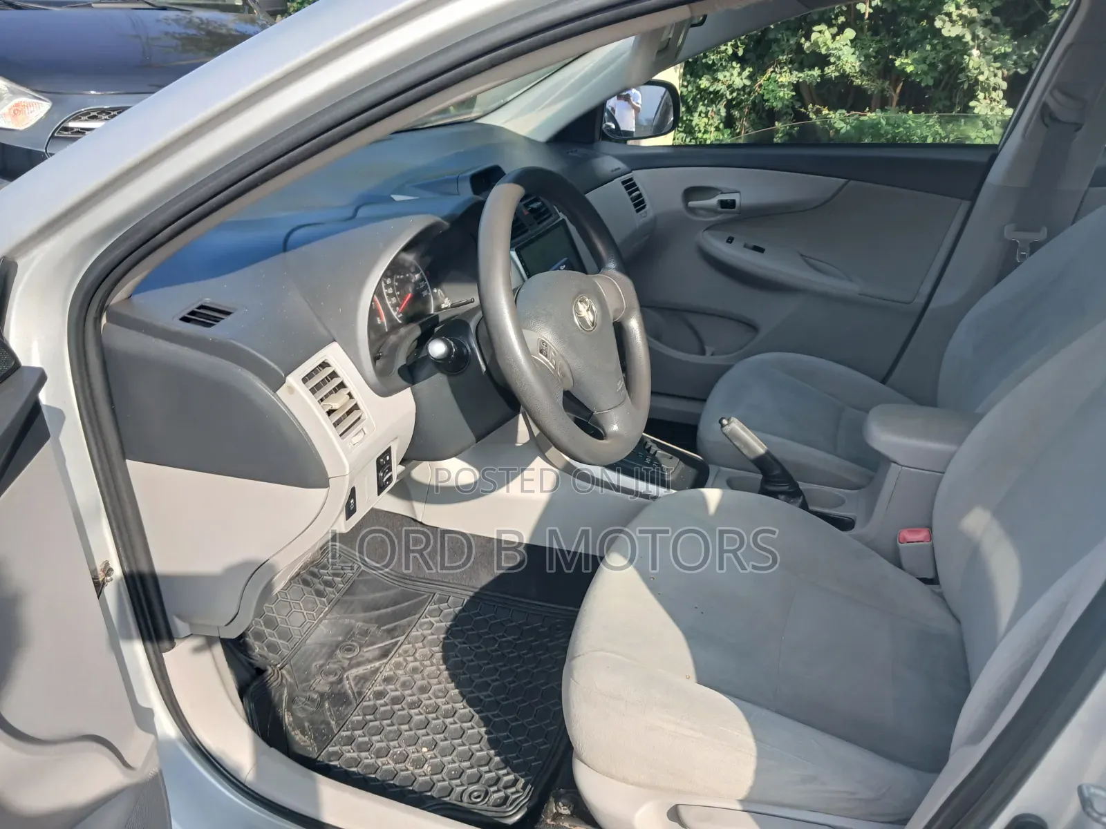 Toyota Corolla 2013 Silver
