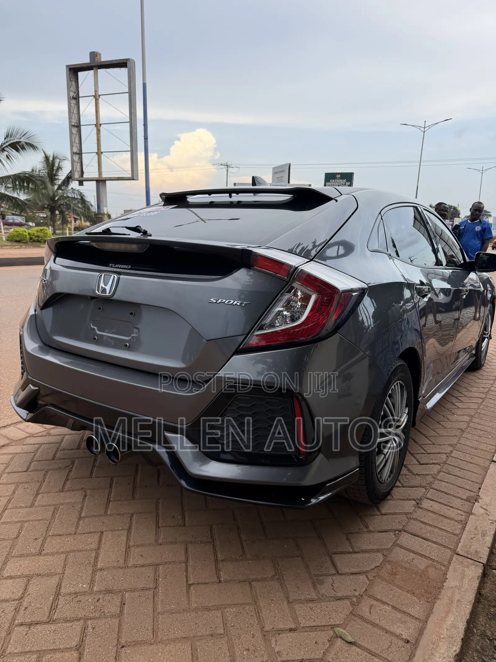 Honda Civic Sport 4dr Hatchback (1.5L 4cyl) 2017 Gray
