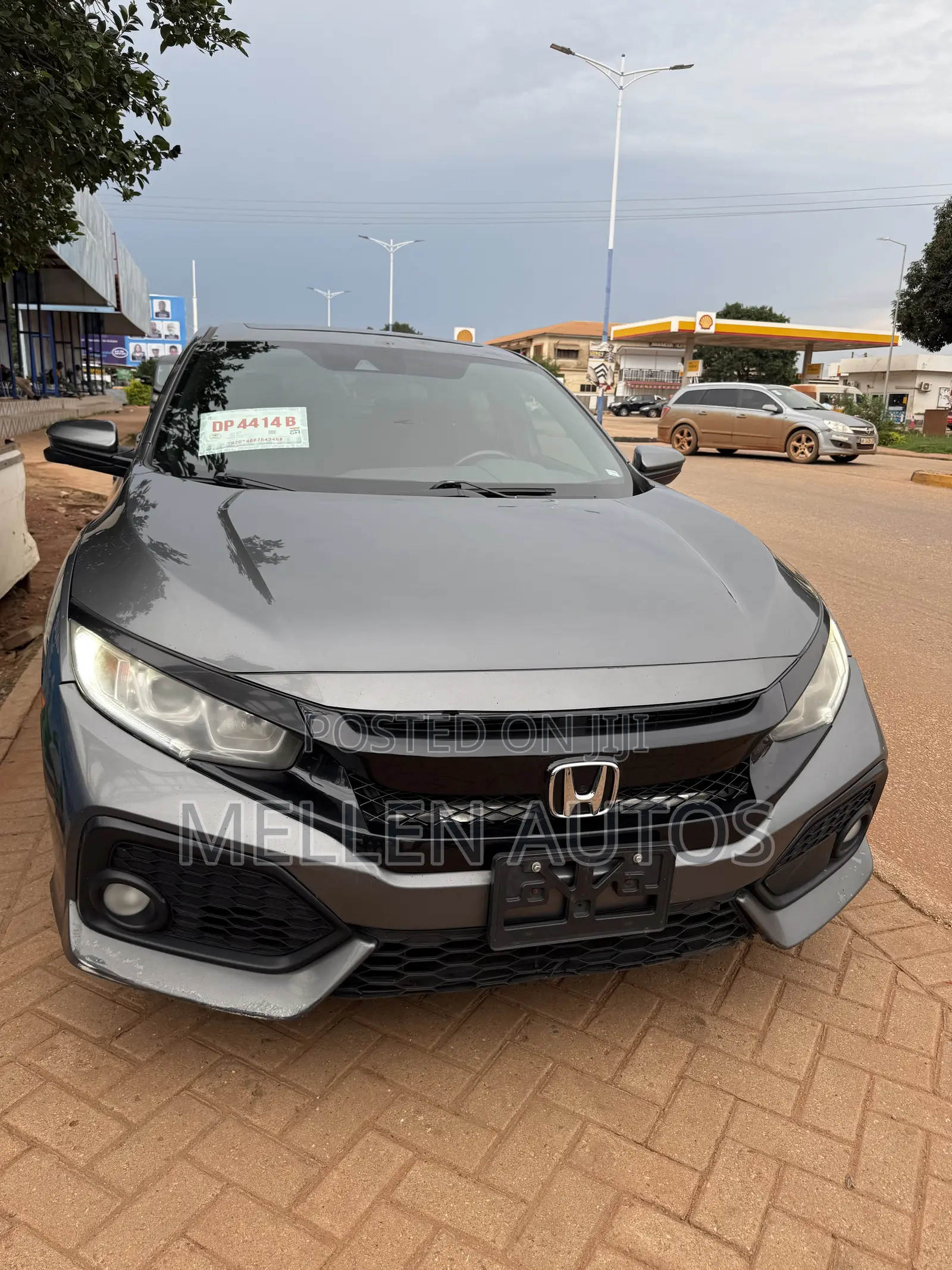 Honda Civic Sport 4dr Hatchback (1.5L 4cyl) 2017 Gray