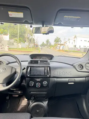 Toyota bB 2015 Black