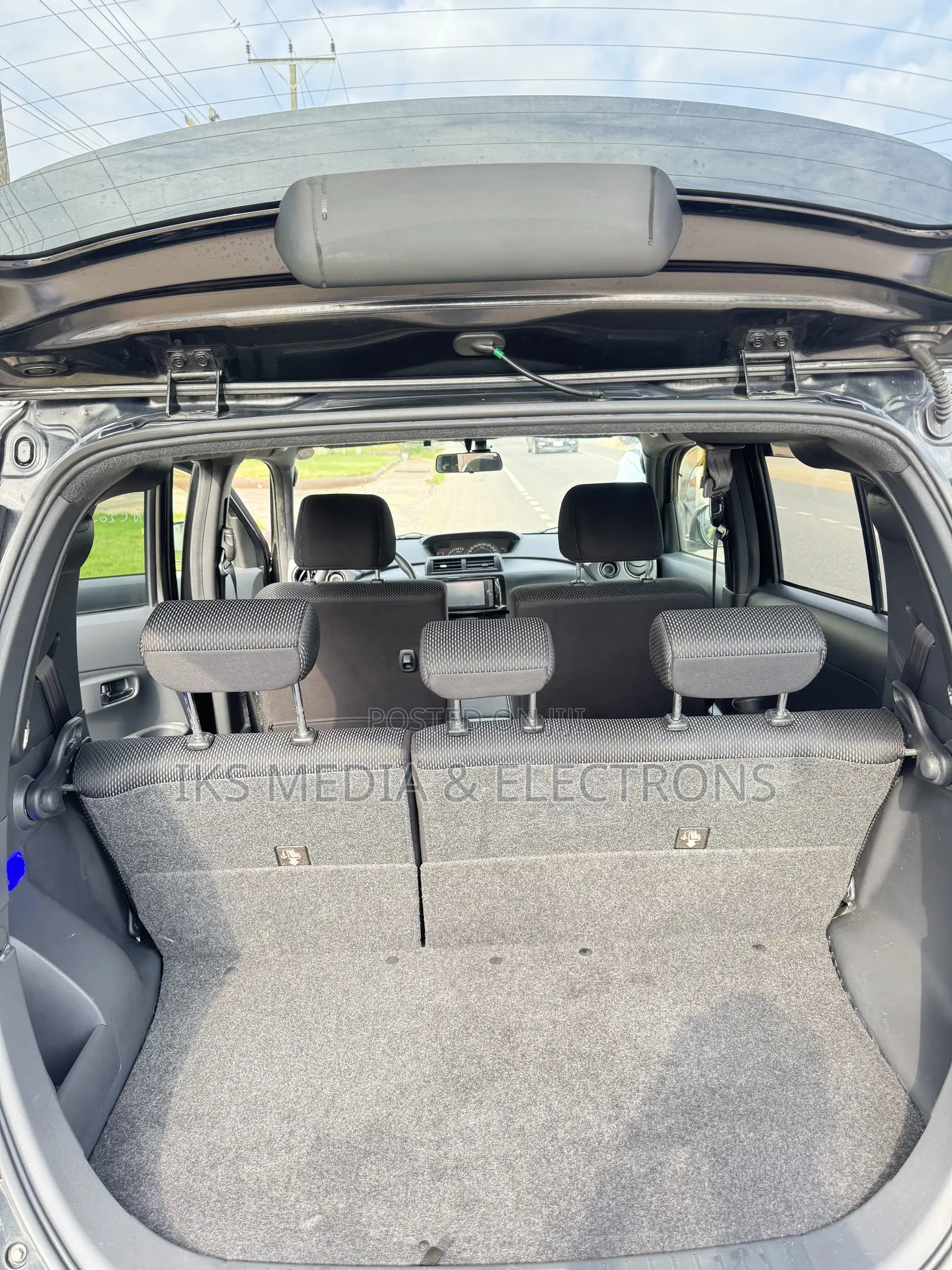 Toyota bB 2015 Black