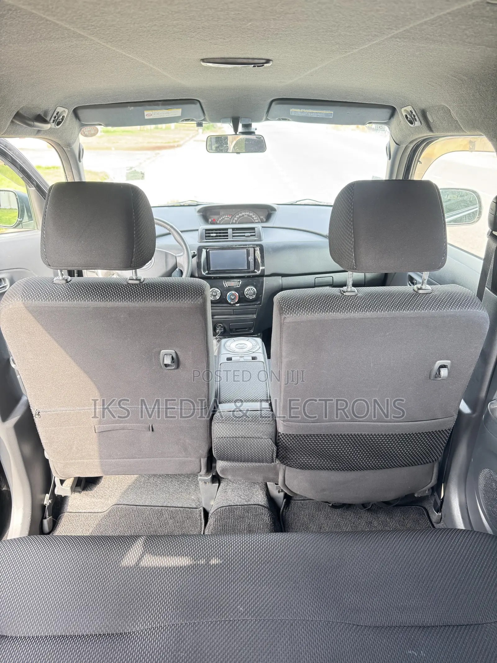 Toyota bB 2015 Black