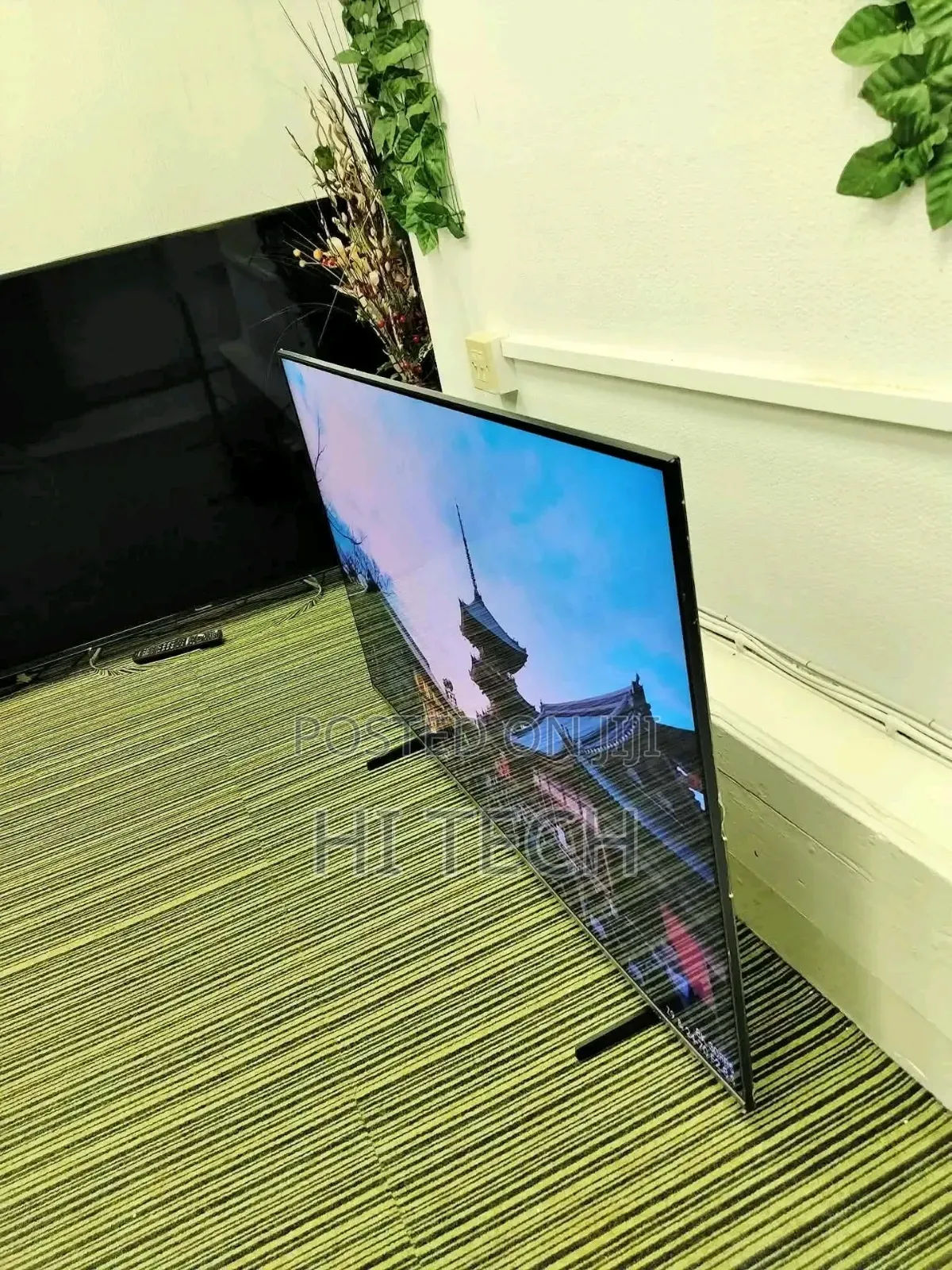 Samsung 50inches Smart TV