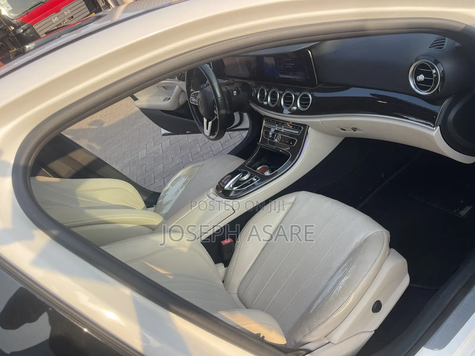 Mercedes-Benz E300 2020 White