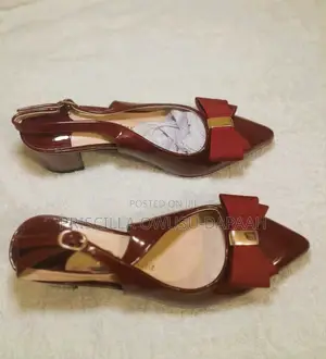 Fashionable Lady's High-Heeled Sandals
