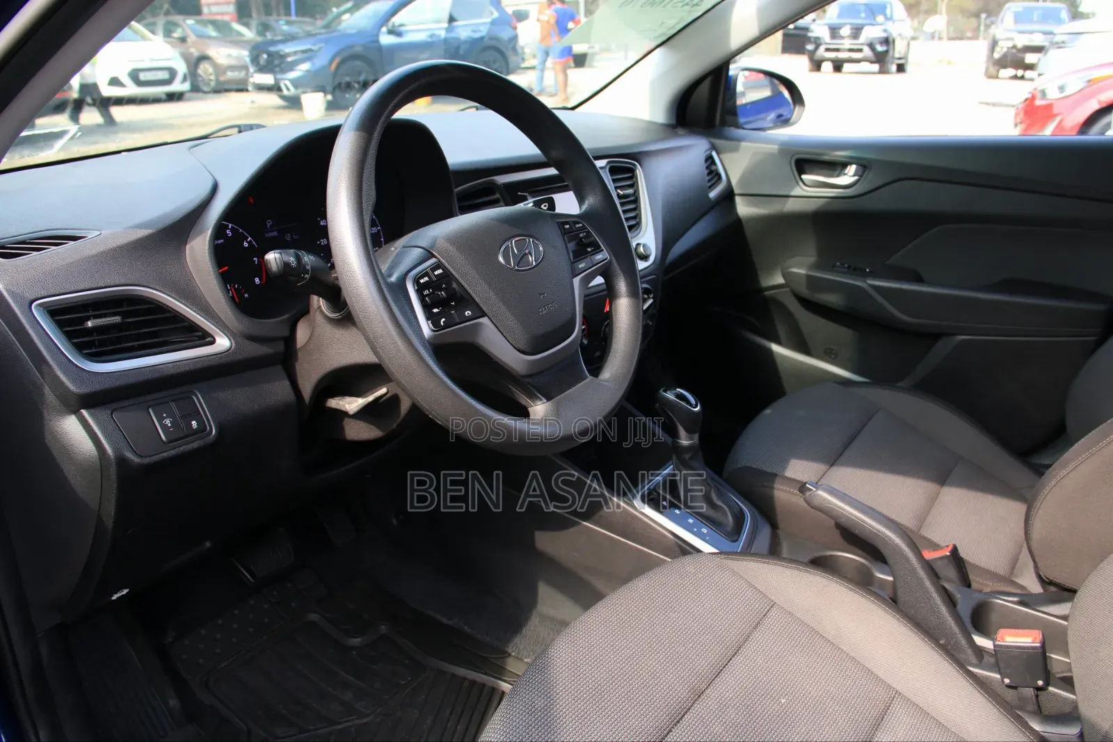 Hyundai Accent SE 2019 Blue