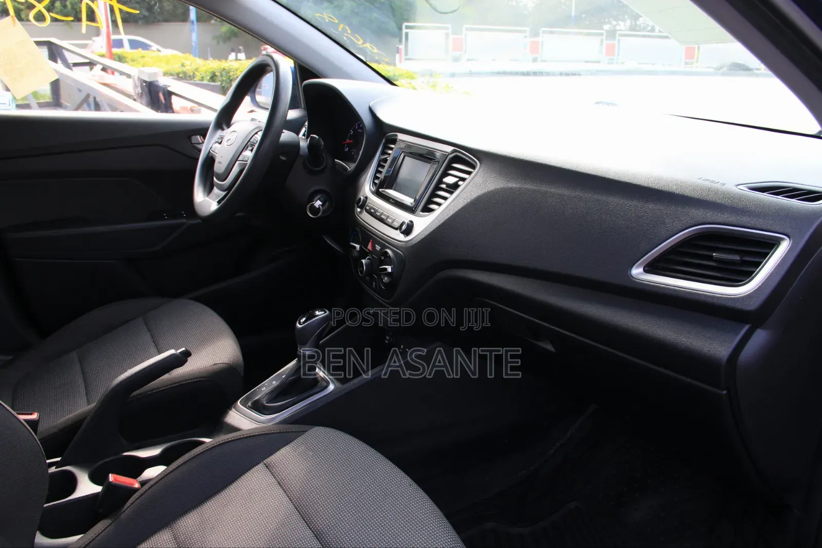 Hyundai Accent SE 2019 Blue