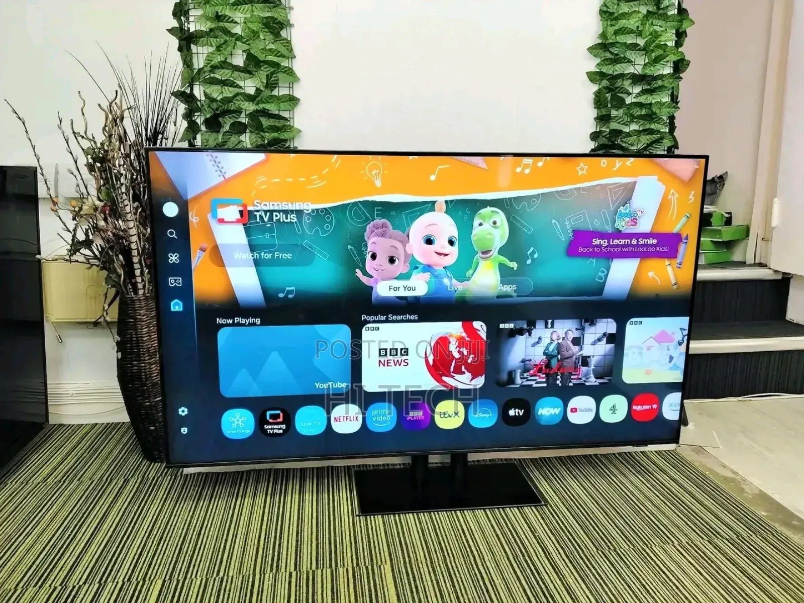 Samsung 65inches Smart TV