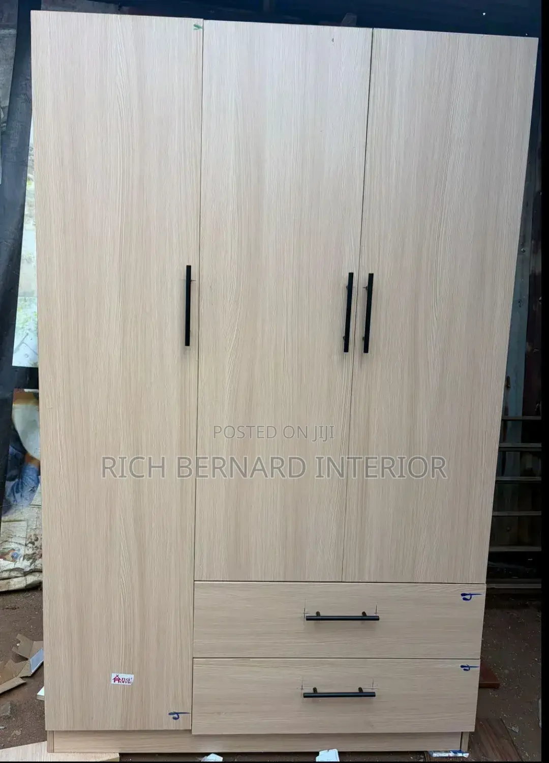 4feet by 6feet Laminated Wardrobe