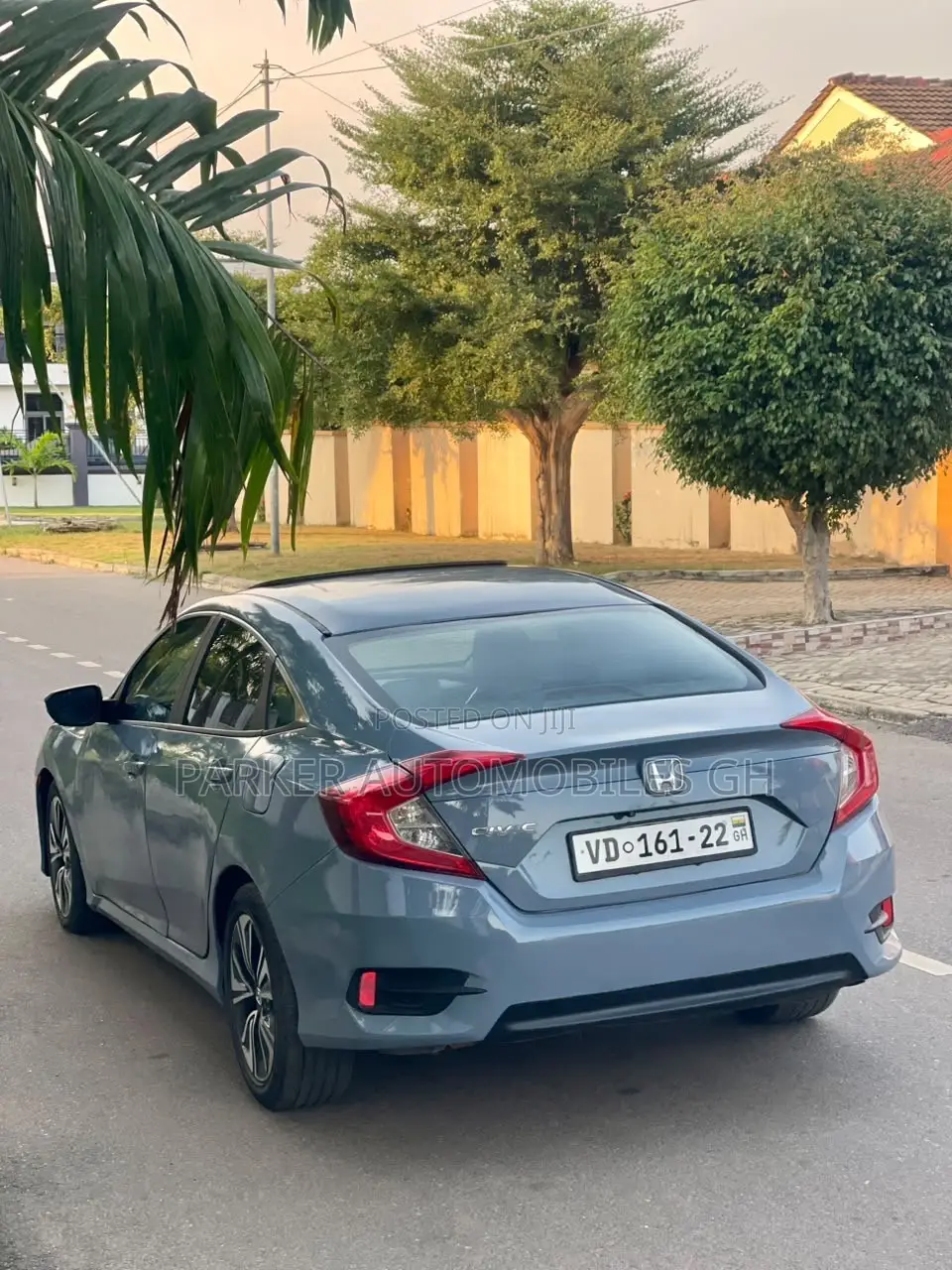 Honda Civic EX-L Sedan 2018 Gray
