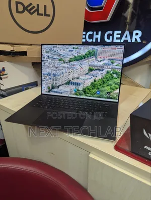 Laptop Dell XPS 15 9500 8GB Intel Core i7 HDD+SSD 256GB