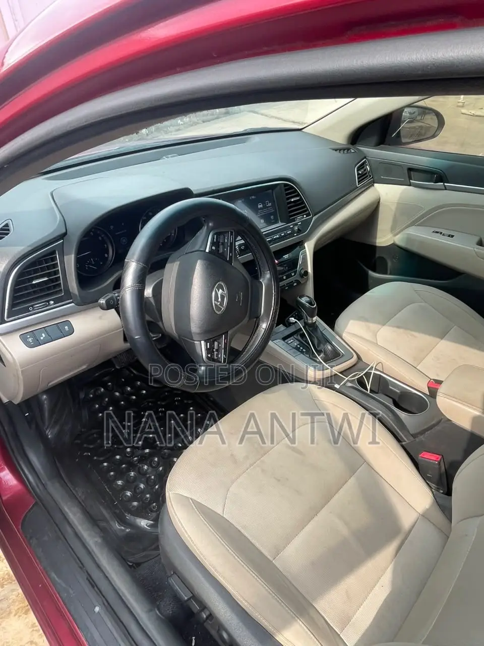 Hyundai Elantra ECO Sedan FWD (1.4L 4cyl 7A) 2017 Red