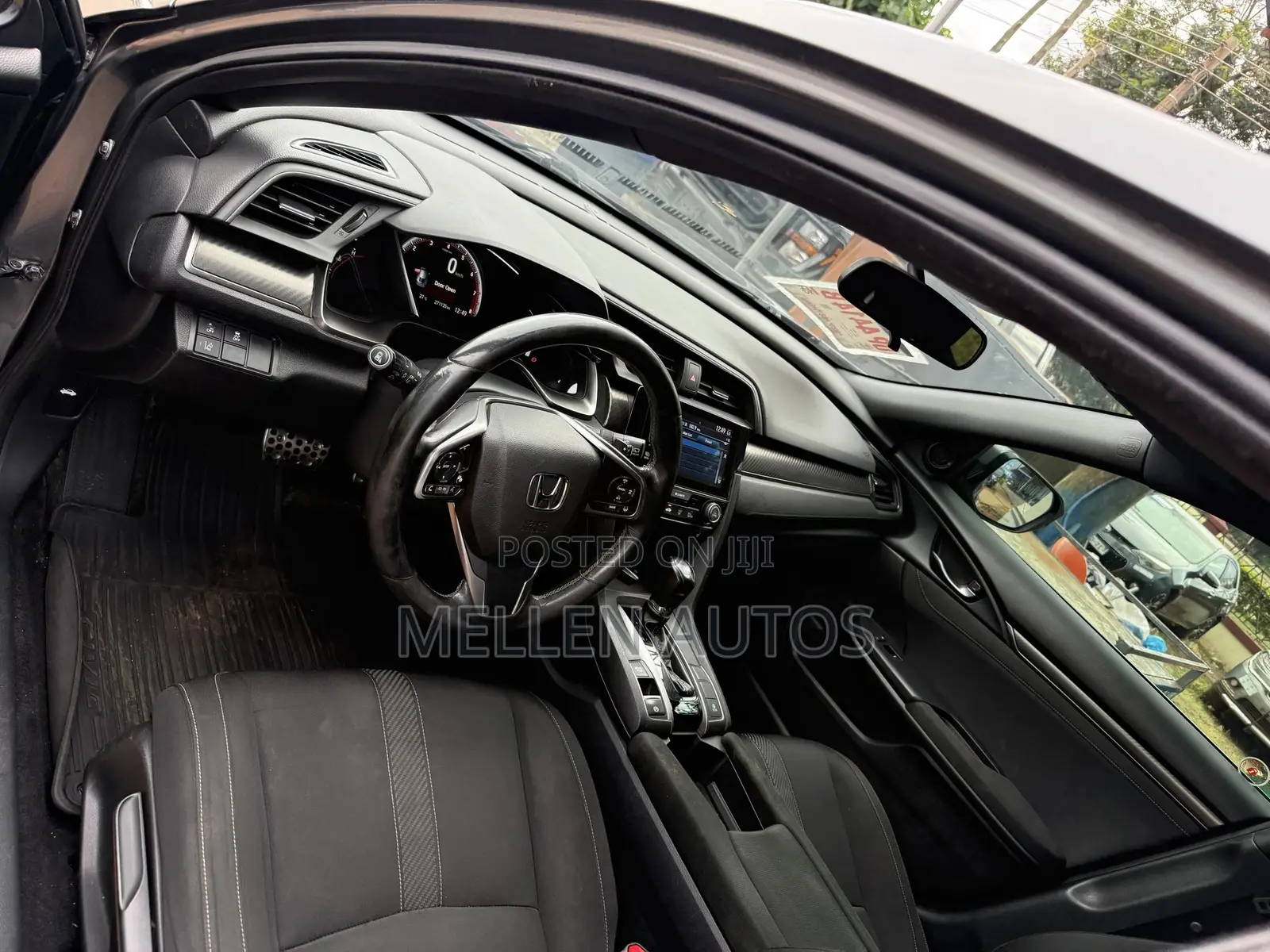 Honda Civic Sport 4dr Hatchback (1.5L 4cyl) 2017 Gray