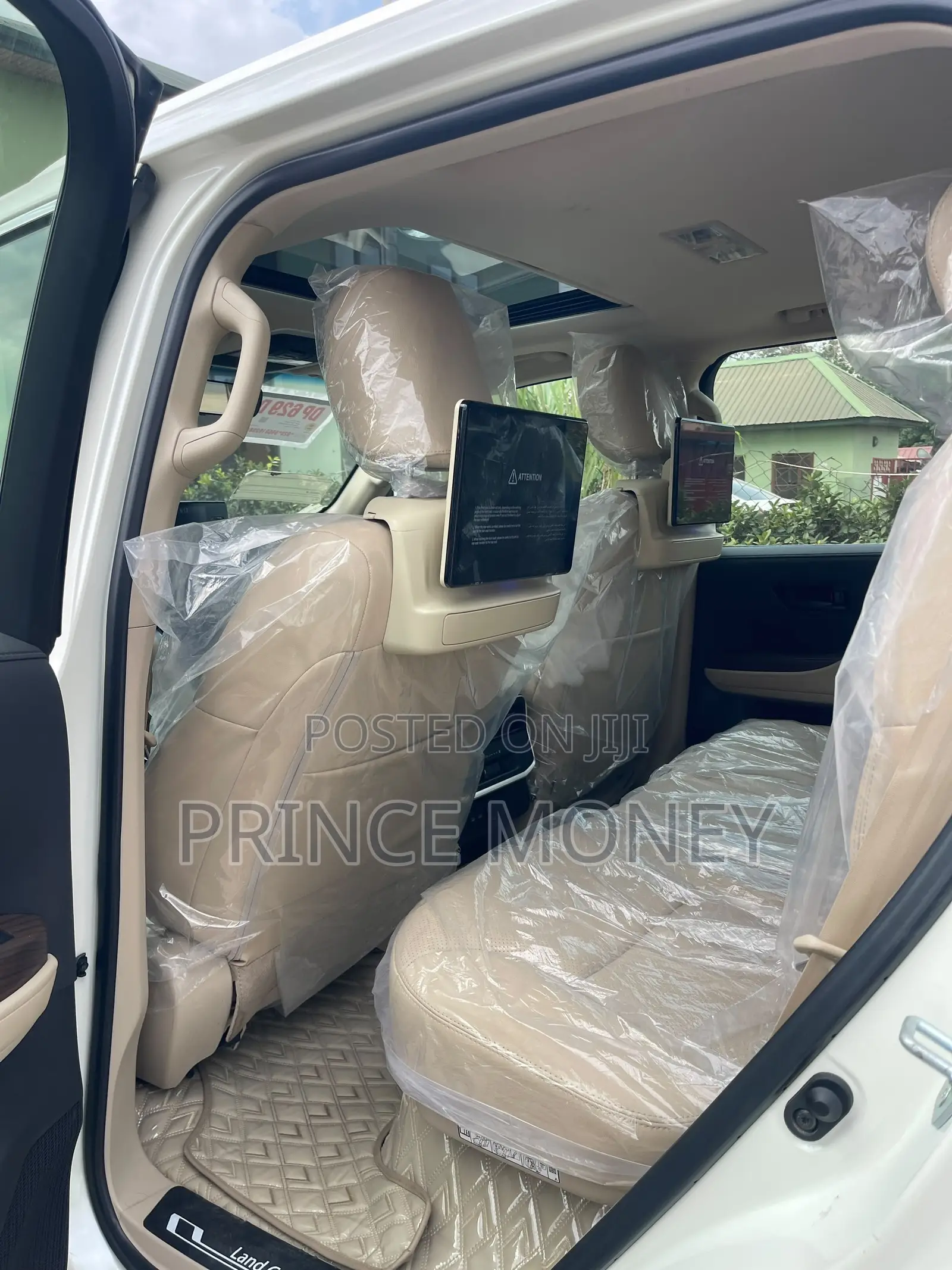 Toyota Land Cruiser 2022 White