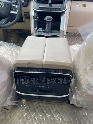 Toyota Land Cruiser 2022 White