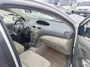 Toyota Belta 2010 White