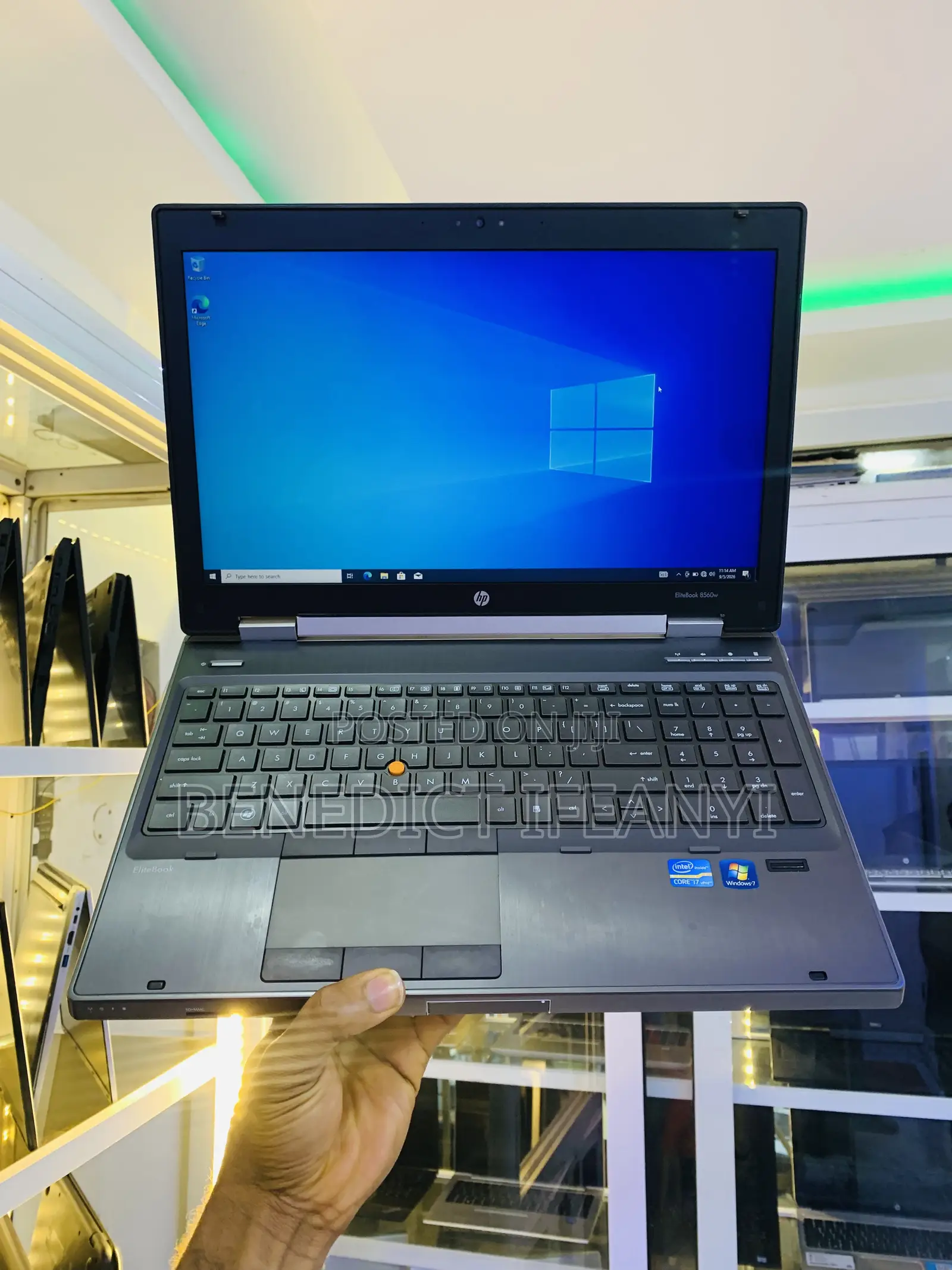 Laptop HP EliteBook 8560W 8GB Intel Core i7 HDD 250GB