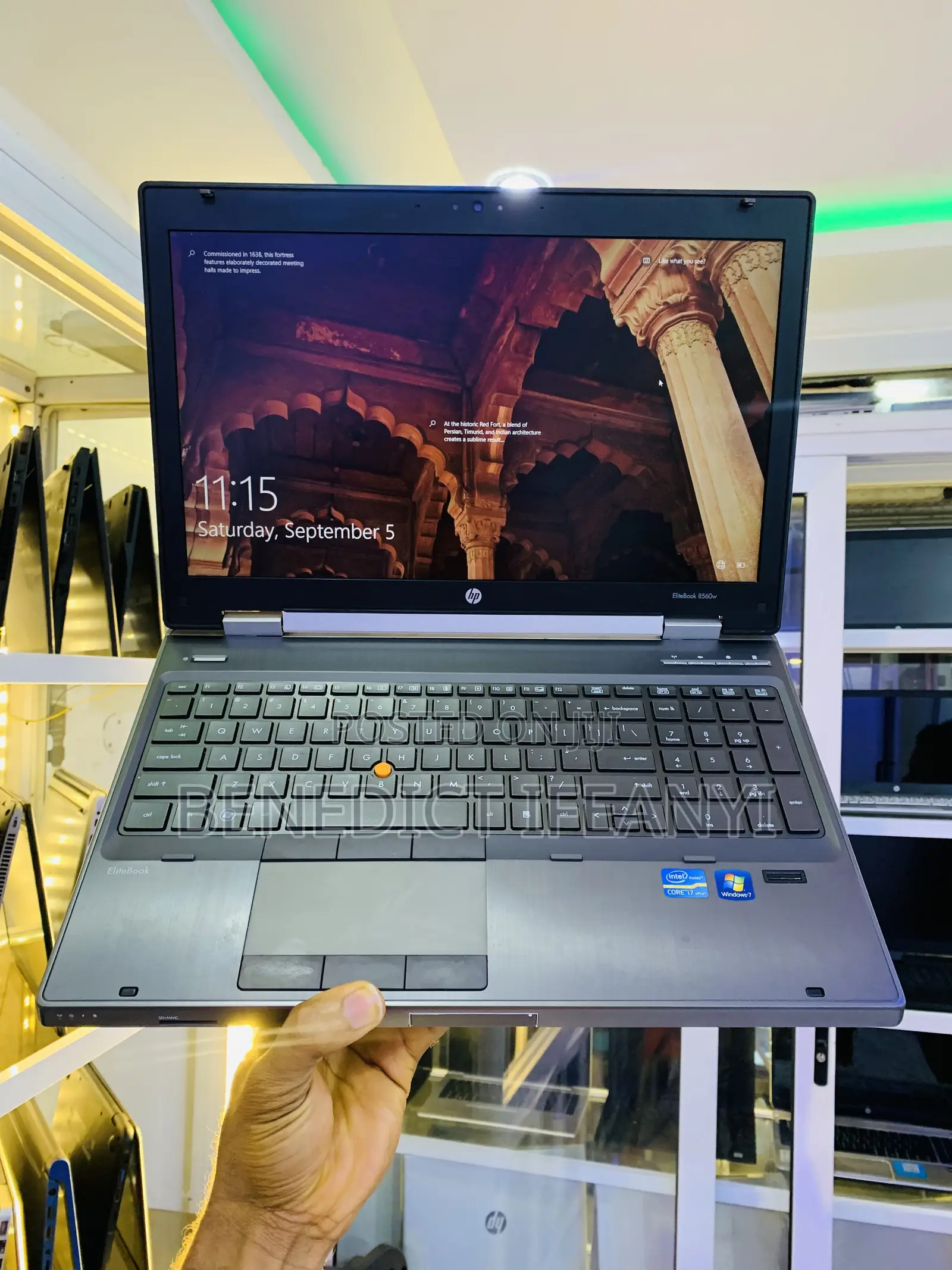 Laptop HP EliteBook 8560W 8GB Intel Core i7 HDD 250GB