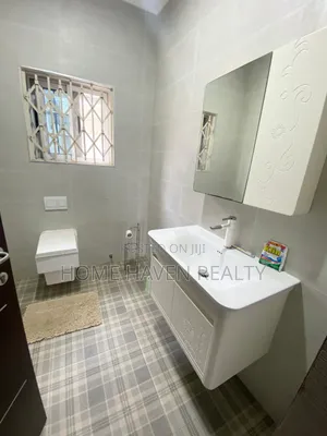 5bdrm House in Spintex Coastal, Coca Cola for rent