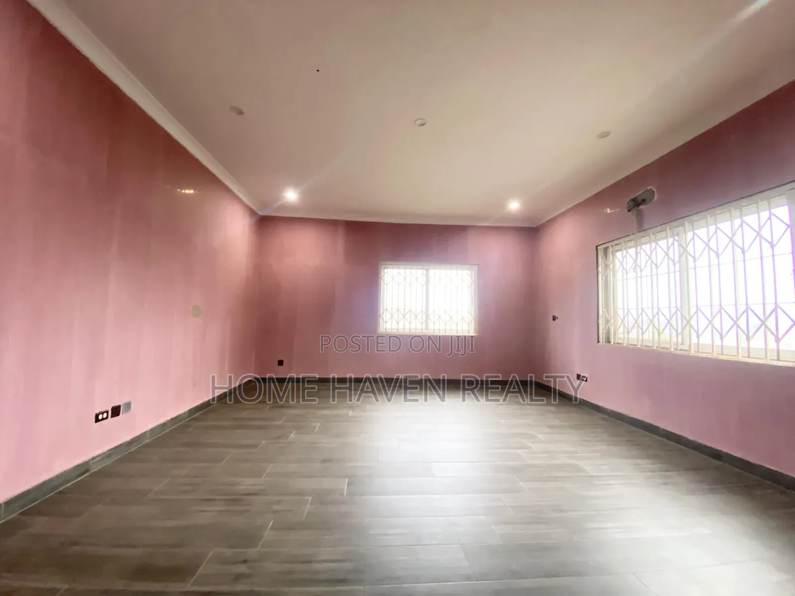 5bdrm House in Spintex Coastal, Coca Cola for rent