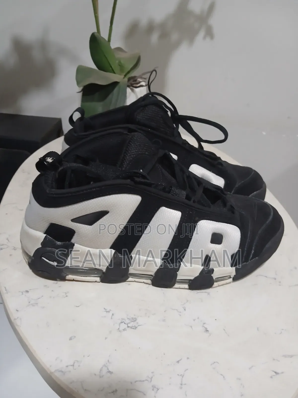 Nike Uptempo Sneakers