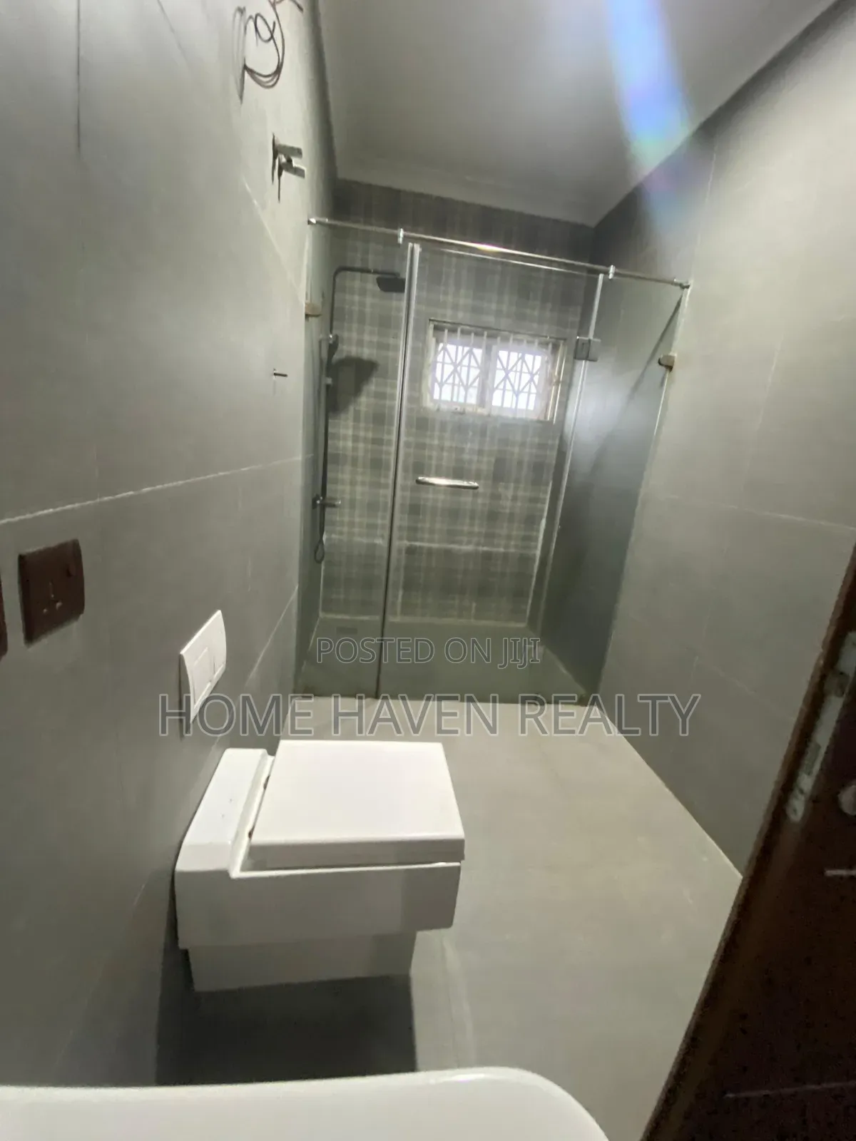 5bdrm House in Spintex Coastal, Coca Cola for rent