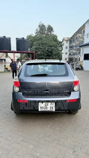Pontiac Vibe 1.8L 2010 Gray