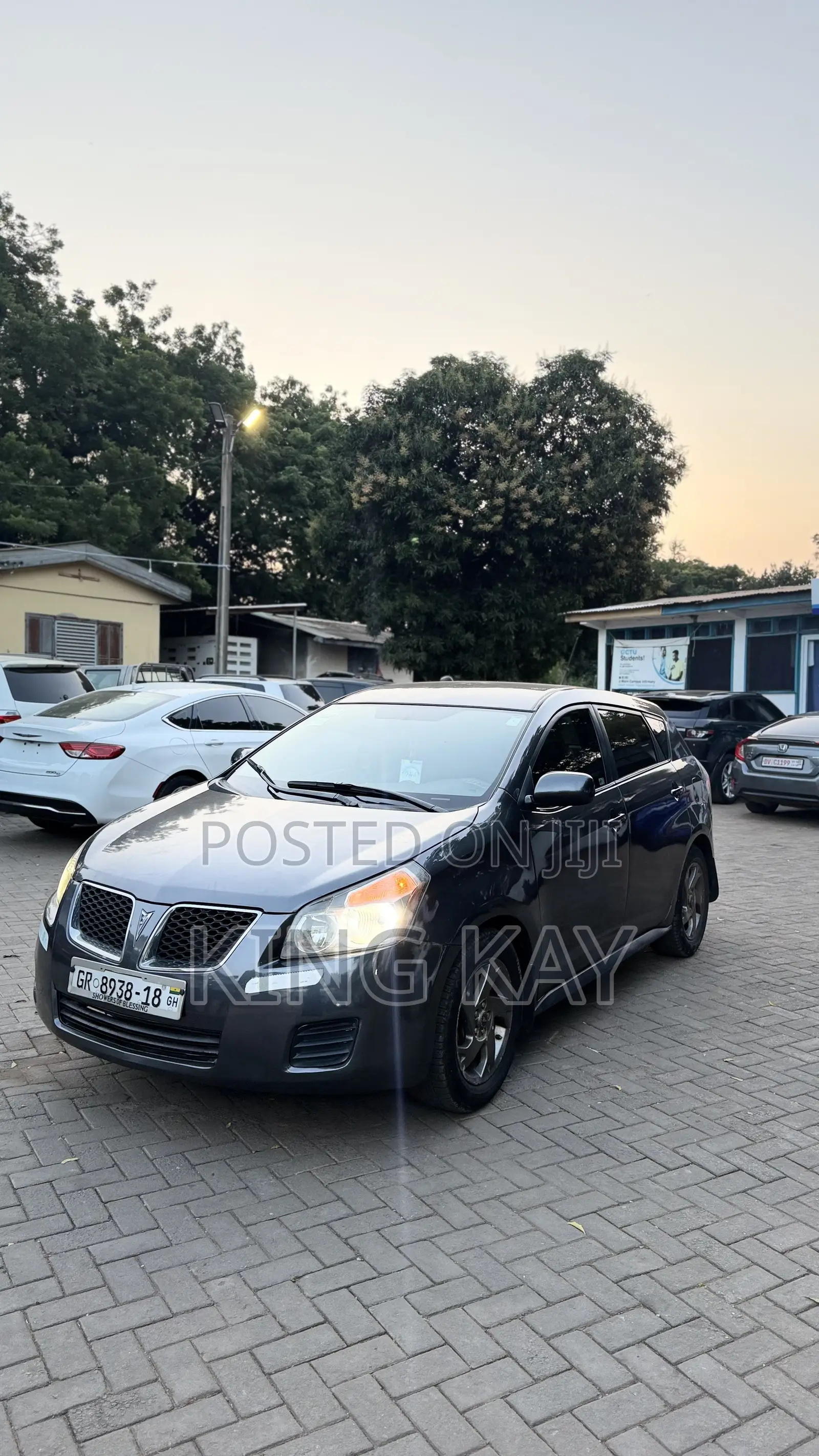 Pontiac Vibe 1.8L 2010 Gray