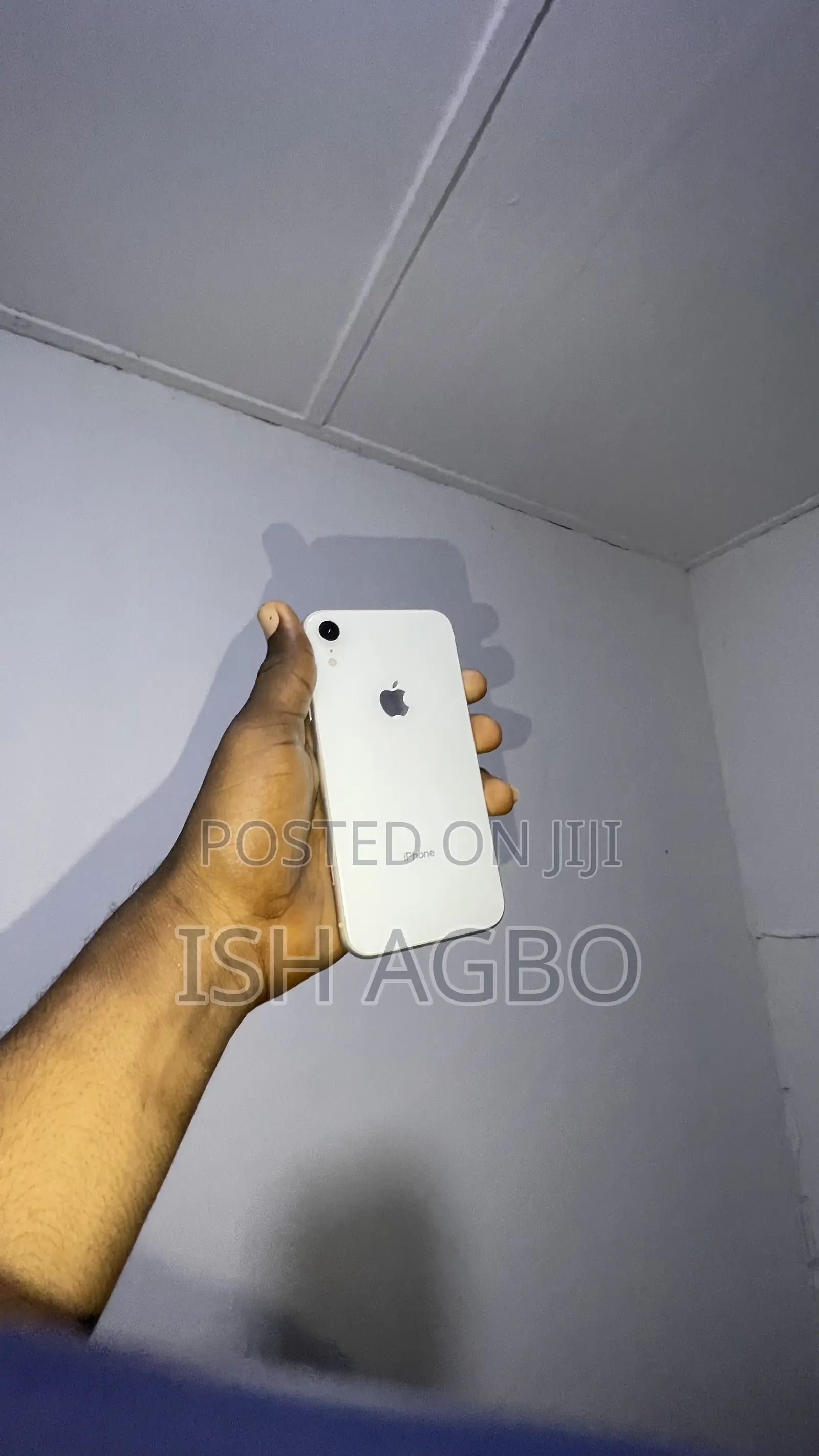 Apple iPhone XR 64 GB White