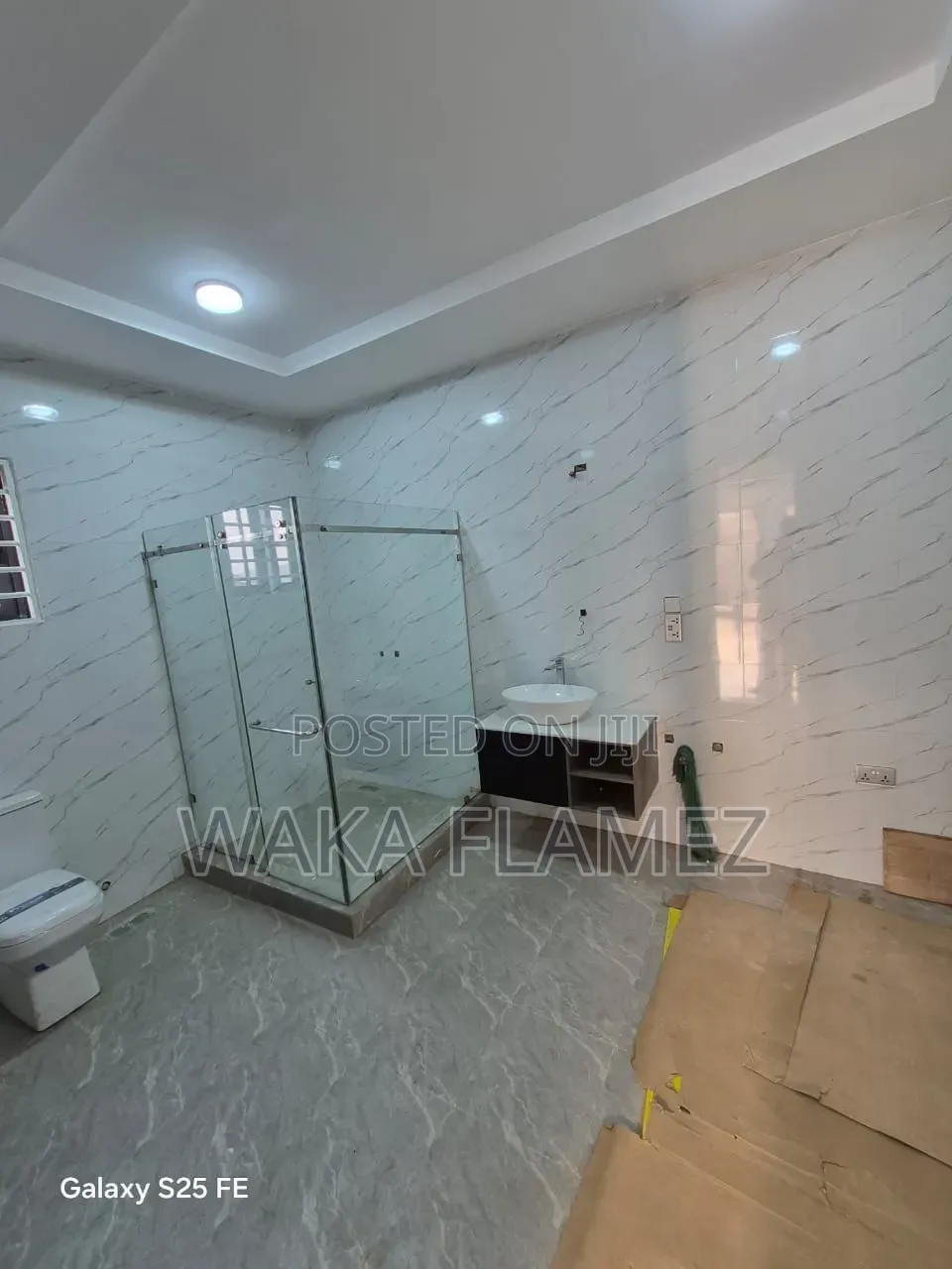 3bdrm Duplex in Dvla, Amasaman for sale