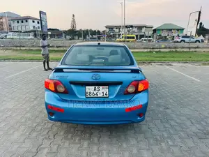 Toyota Corolla 2010 Blue