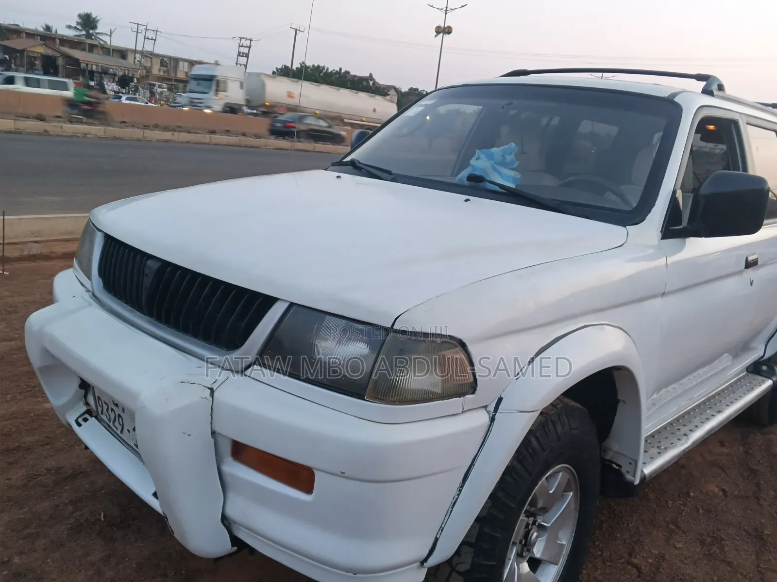 Mitsubishi Montero Sport 2012 White