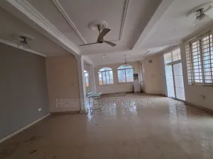 6bdrm House in Spintex Comm 17, Baatsona Total for rent