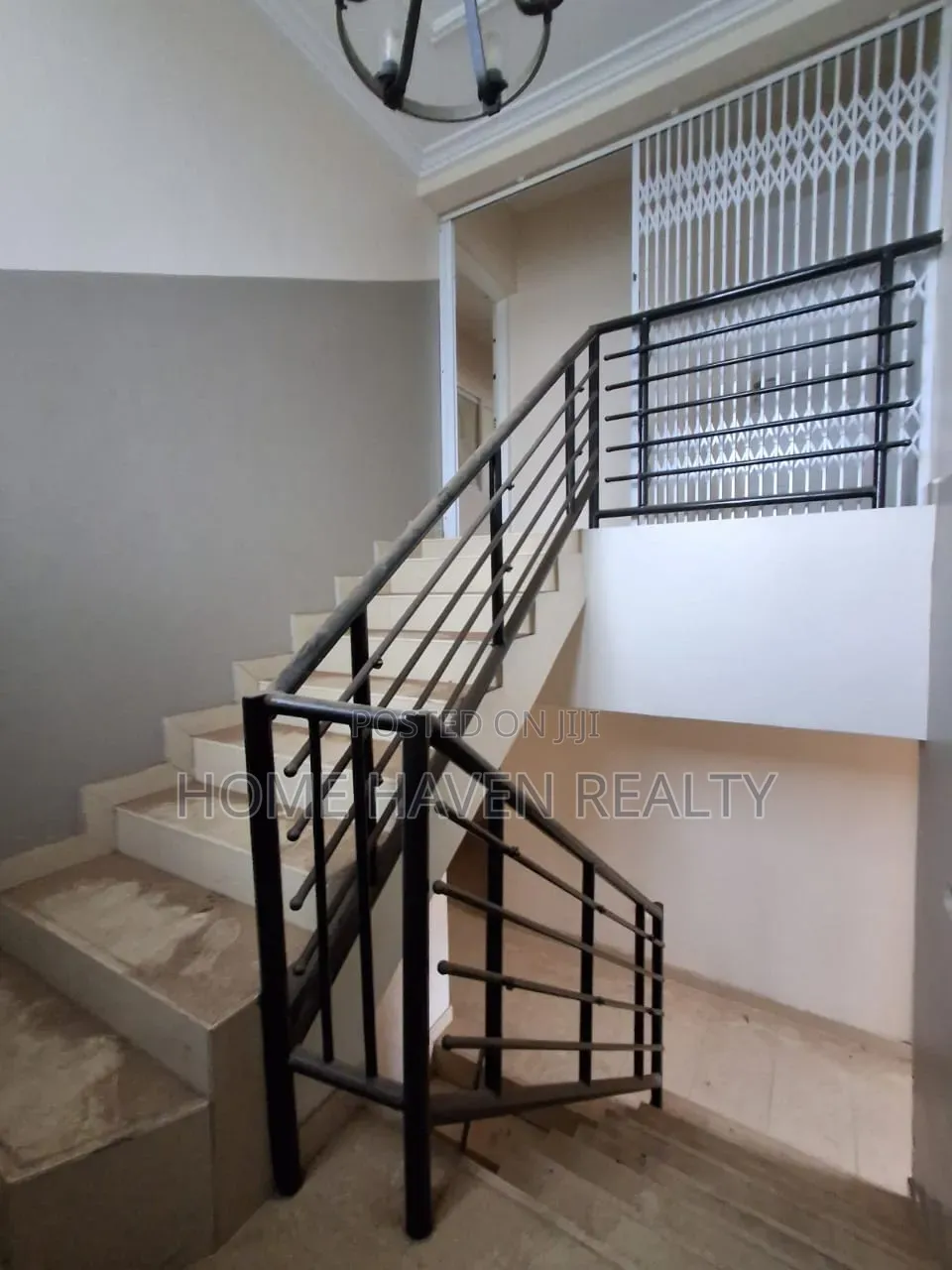 6bdrm House in Spintex Comm 17, Baatsona Total for rent