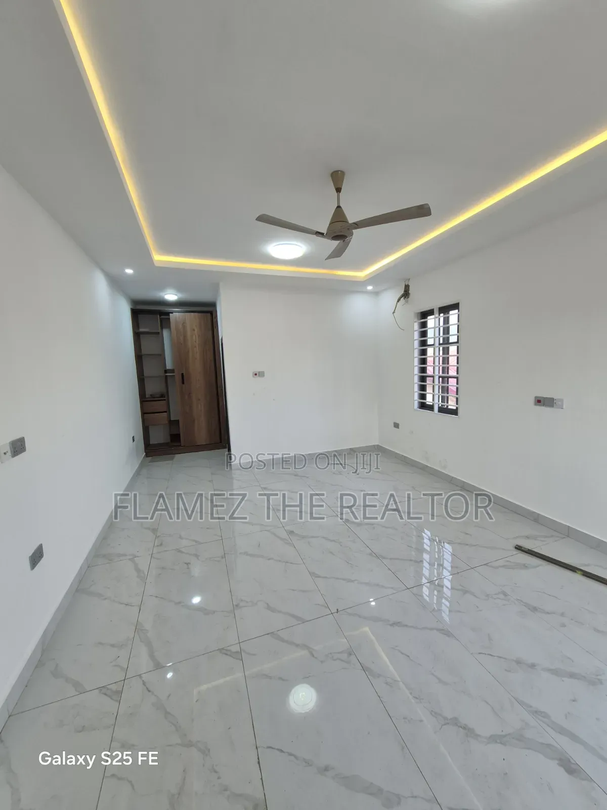 3bdrm Duplex in Koans Estate Area, Amasaman for sale