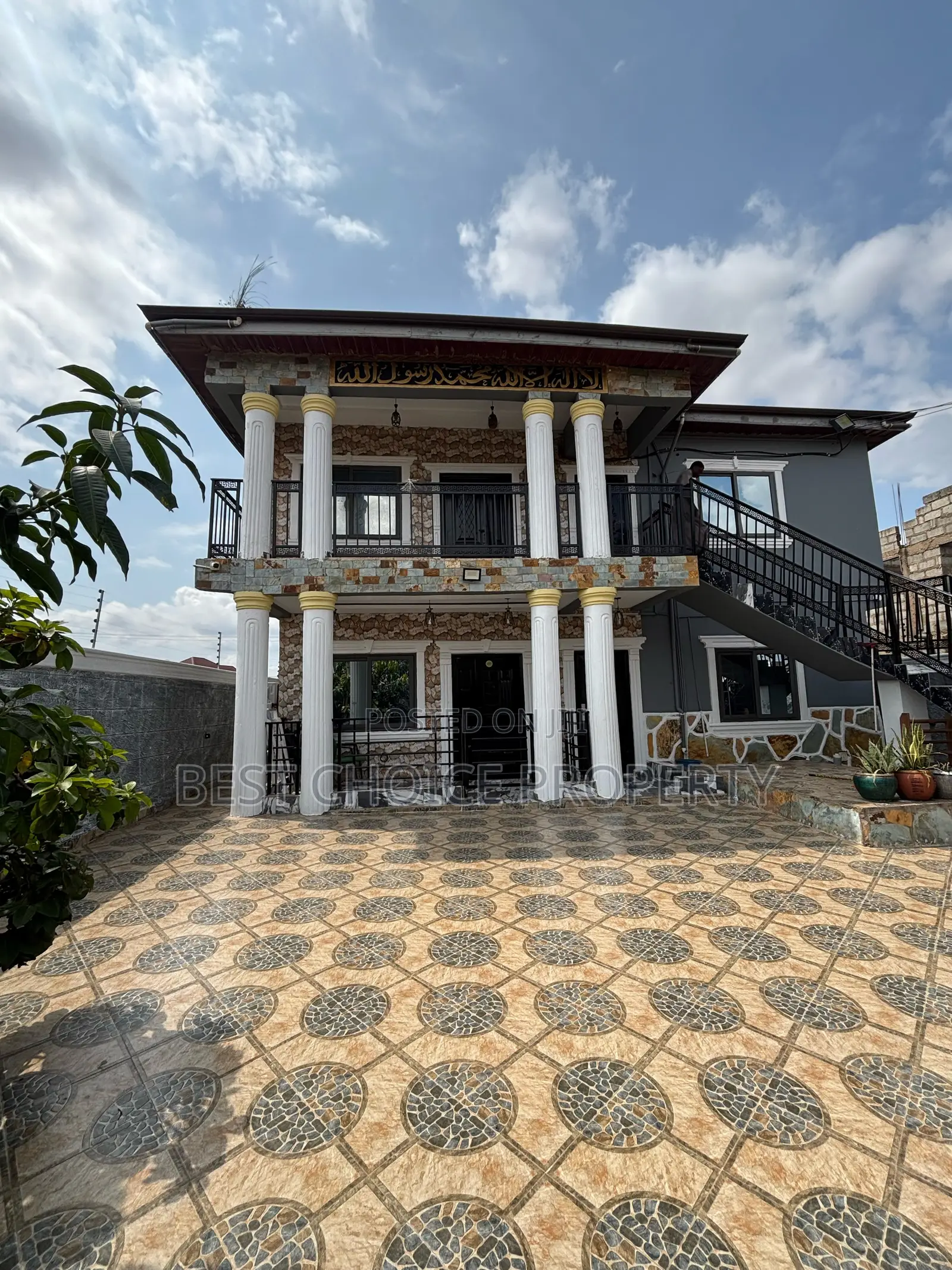 1bdrm Apartment in Community 8, Lake Side Estate for rent