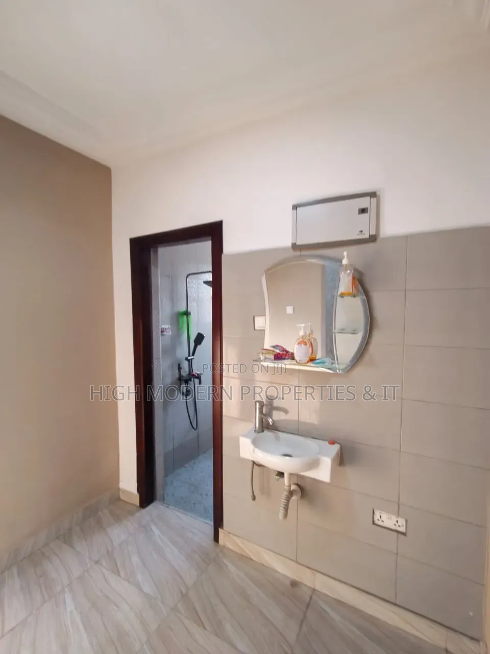 2bdrm Apartment in Bushroad, Teshie for rent